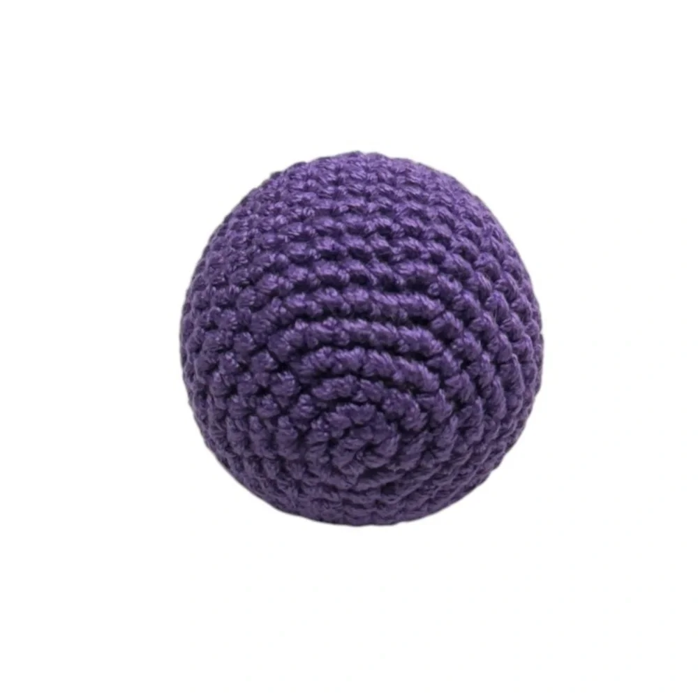 100% handmade crochet ball toy for cats with catnip inside! 100% cotton yarn toy